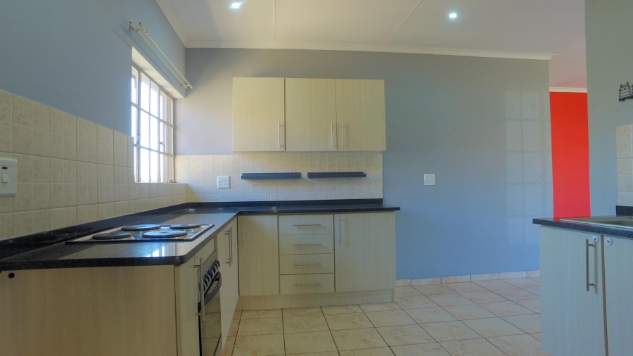 3 Bedroom Property for Sale in Hexrivier Lifestyle Estate North West